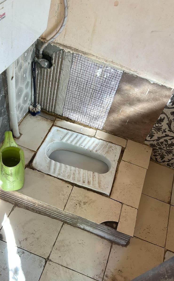 גם לשירותים יש קסם משלהם (צילום: דנה אלעזר) דנה אלעזר בטיול הגדול