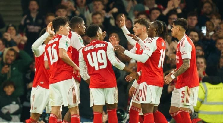 שחקני ארסנל (IMAGO) שחקני ארסנל