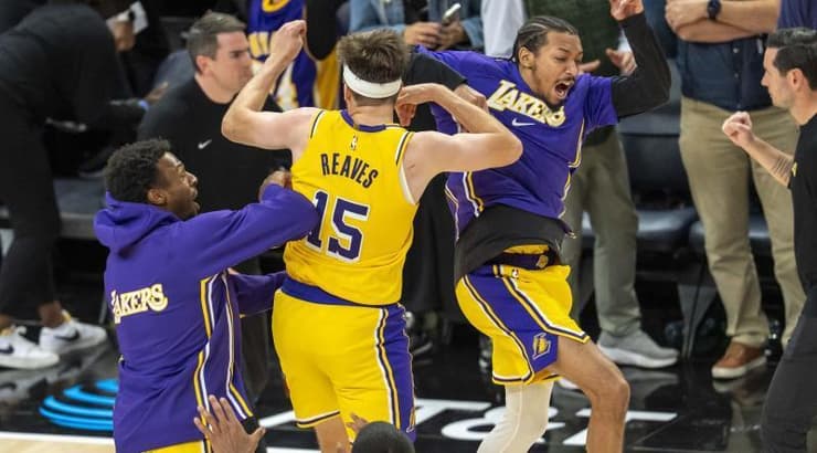 ריבס בטירוף