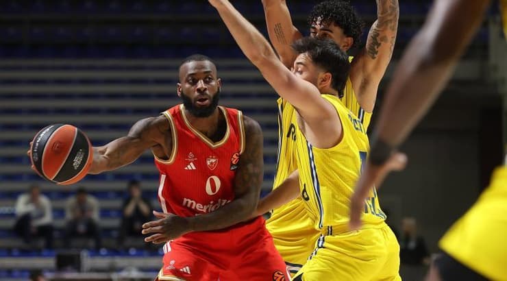 ג'ארד באטלר מול תמיר בלאט