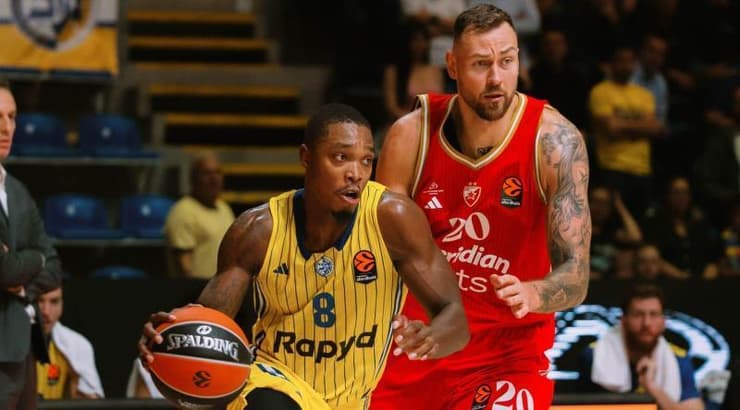 לוני ווקר חודר