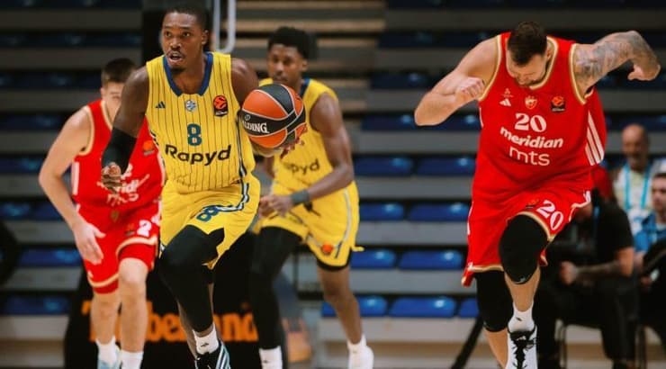 לוני ווקר דוהר