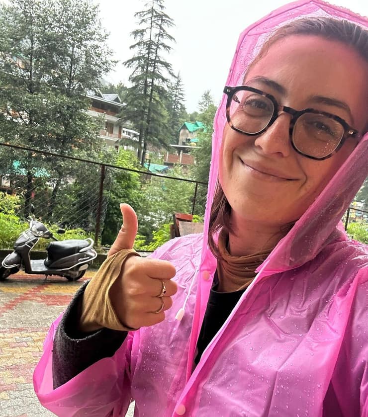 עדיין מחייכת, רגע לפני השיטפון (צילום: דנה אלעזר) דנה אלעזר בטיול הגדול