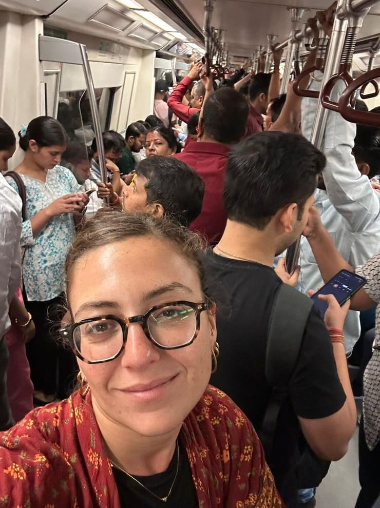 דנה אלעזר בעוד רגע קסום של עולב (צילום: דנה אלעזר) דנה אלעזר בטיול הגדול