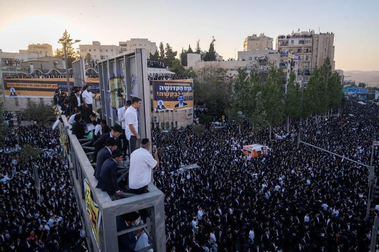 צילום: שלו שלום המונים חרדים בירושלים
