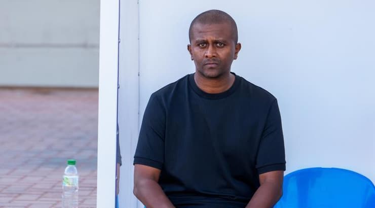 מסאי דגו. בכורה על הקווים במסגרת הליגה בהפועל רמת גן (רועי כפיר) מסאי דגו. בכורה על הקווים במסגרת הליגה בהפועל רמת גן