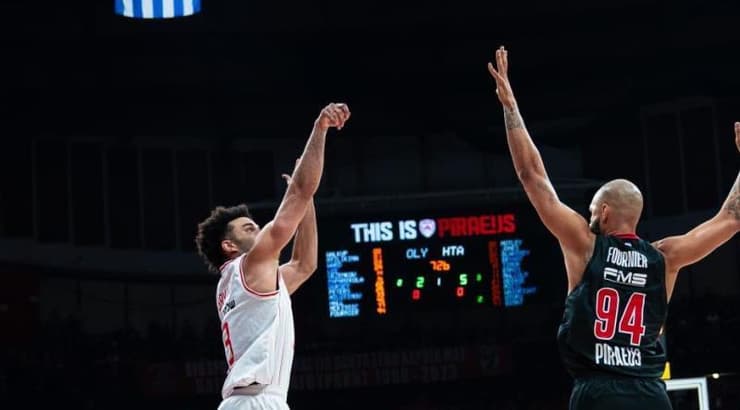 אלייז'ה בריאנט (האתר הרשמי של הפועל ת"א) אלייז'ה בריאנט