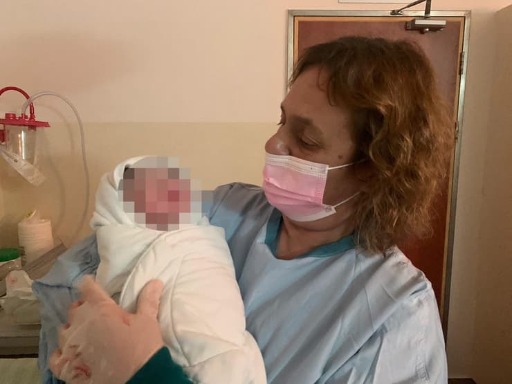 גלית עם בתה של אחיינתו של הנייה. "הרגשתי שאני בשעת מבחן"   