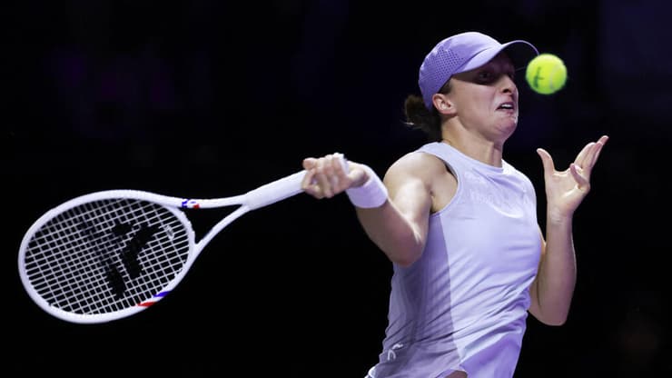 איגה שוויונטק