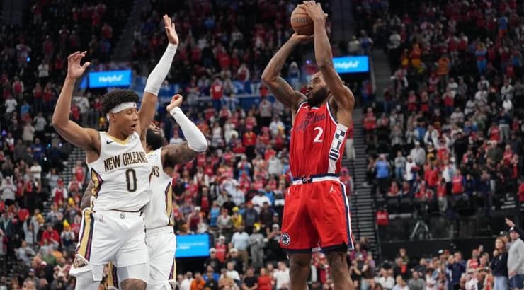 קוואי לנארד זורק (רויטרס) קוואי לנארד זורק