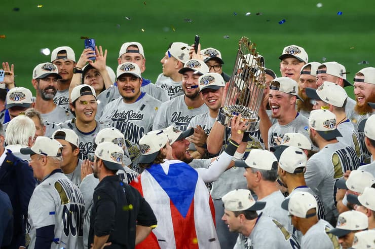 הדוג'רס חוגגים אליפות שנייה ברציפות