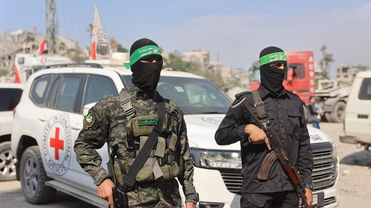 חיפושים אחרי חללים חטופים בעזה