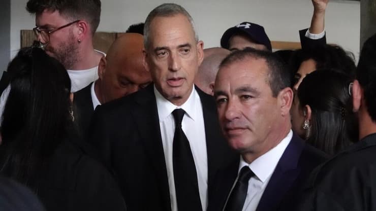 הארכת מעצר לפצ"רית