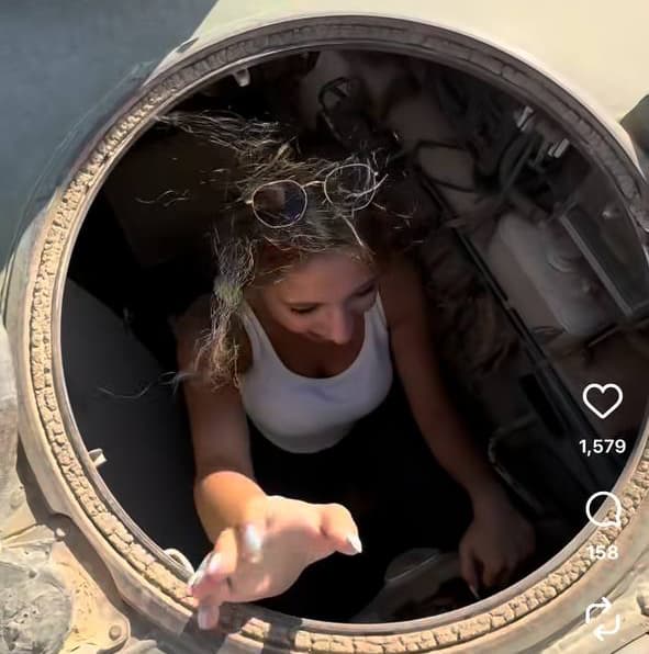 תמונה ששיתפה בדראן ברשת: "אני צריכה להיות חסרת פחד" (צילום: מתוך עמוד האינסטגרם של ריטה בדראן) ריטה בדראן, מדריכת טיולים בסוריה