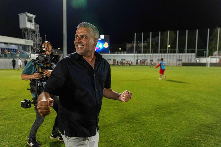 פורח. סילבס (צילום: טל שחר) סילבס