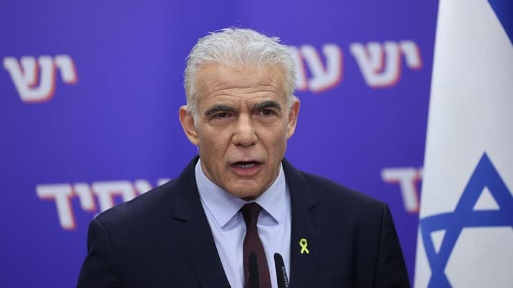 " לא מגן על מה שעשתה הפצ"רית, זה מעשה חמור". לפיד (צילום: אלכס קולומויסקי) ח"כ יאיר לפיד