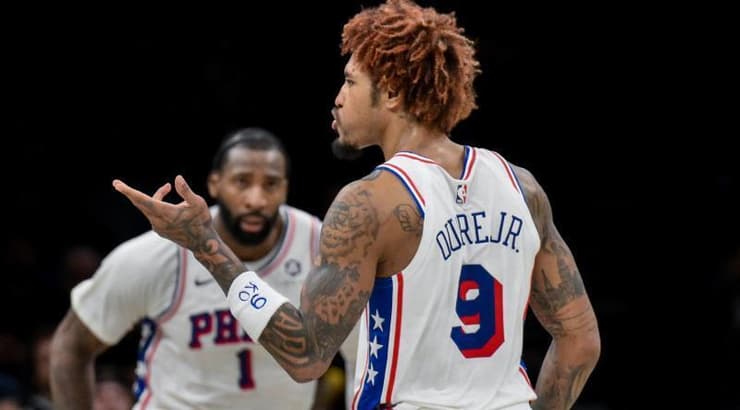 קלי אוברה ג'וניור חוגג