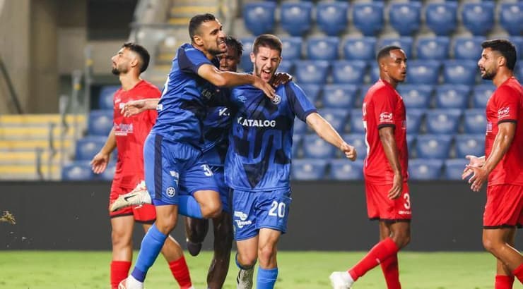 עידו כהן חוגג את השער (שחר גרוס) עידו כהן חוגג את השער