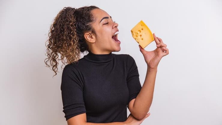 מבין כל אלף משתתפים, כעשרה פחות חלו בדמנציה בקבוצה שאכלה גבינה (צילום: Shutterstock) גבינה