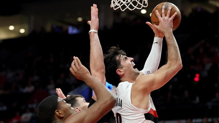 שחקן פורטלנד טרייל בלייזרס דני אבדיה