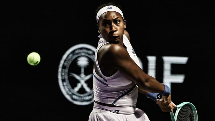 התאוששה מההפסד לפגולה. גוף (צילום: Fayez NURELDINE / AFP) קוקו גוף מנצחת את ג'סמין פאוליני במחזור השני של אליפות גמר הסבב בריאד