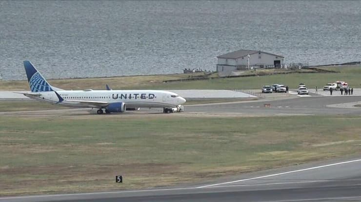 התיעוד מנמל התעופה רייגן בוושינגטון מטוס נמל תעופה רייגן וושינגטון ארה"ב תקרית ביטחונית