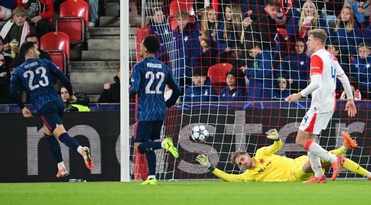 מיקל מרינו מבקיע (IMAGO) מיקל מרינו מבקיע