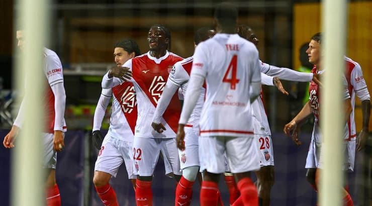 שחקני מונאקו חוגגים