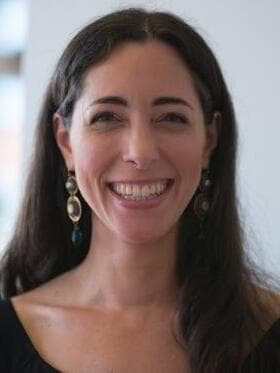 ד"ר ג'ניפר זיצר