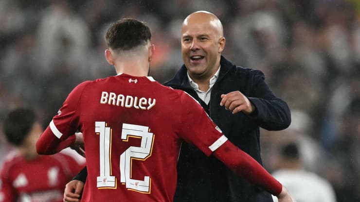 מאמן ליברפול ארנה סלוט