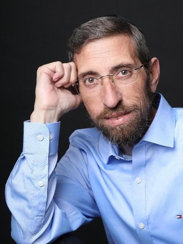 עו"ד נפתלי שור