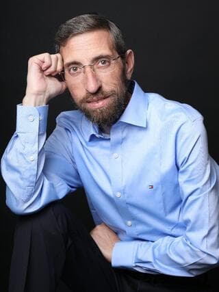 עו"ד נפתלי שור