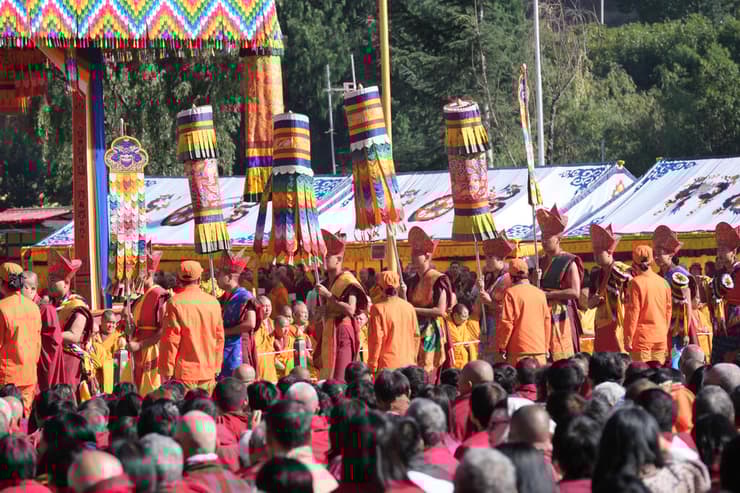 במדים הכתומים, מתנדבי "שומרי השלום" בטקס הפתיחה (צילום: נמרוד שיינמן) במדי הכתומים, מתנדבי "שומרי השלום" בטקס הפתיחה