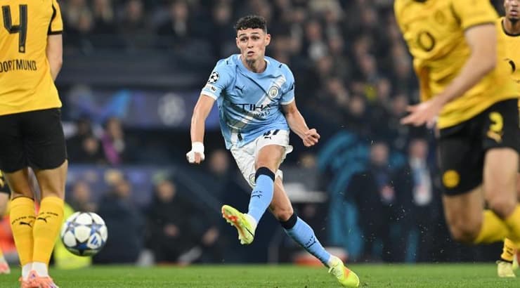 פיל פודן מבקיע שער