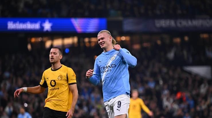 ארלינג הולאנד חוגג את השער