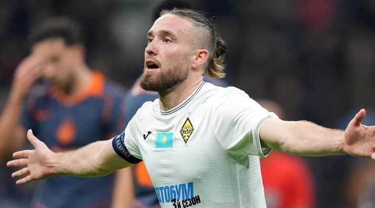 עופרי ארד מאושר