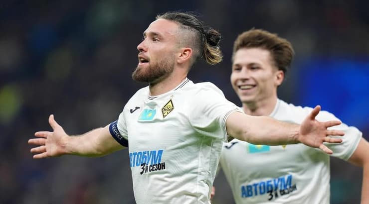 עופרי ארד. שער בכורה באלופות