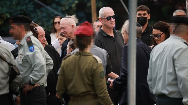 הלווייתו של החלל החטוף סמ"ר עוז דניאל ז"ל בבית העלמין בכפר סבא