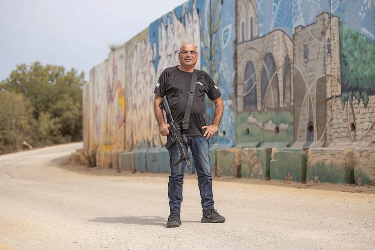 רבש"צ שתולה, שלומי חתן