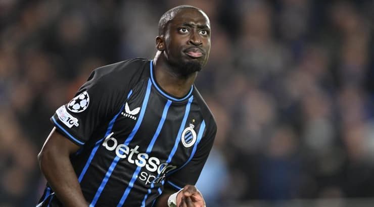 קרלוס פורבס מאושר