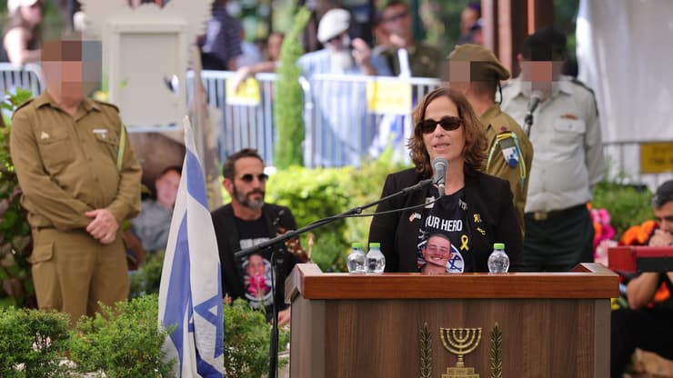 הלווייתו של סרן עומר נאוטרה ז"ל, בבית העלמין בקרית שאול