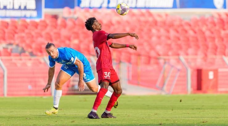 וונדרסון יאקובו משתלט