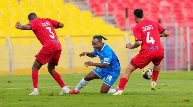 אדיר קורדובה מכשיל את מוסטפא סלמי