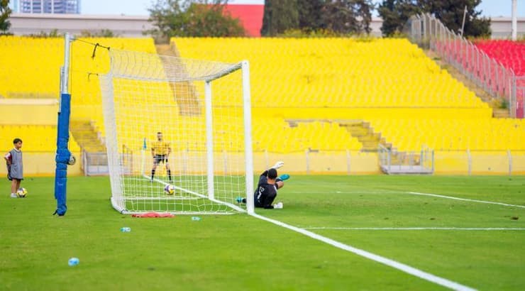 ארד בר כובש