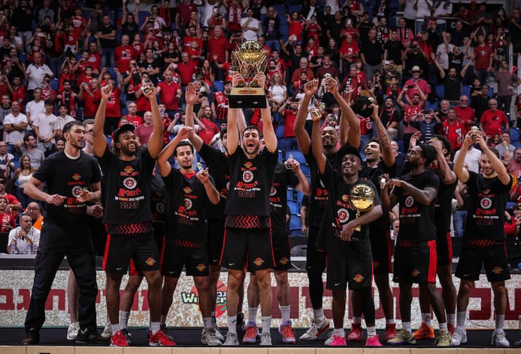 הפועל ירושלים מניפה גביע