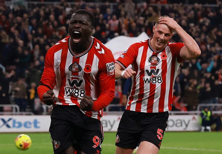 בראיין ברובי ודניאל בלארד חוגגים שוויון דרמטי