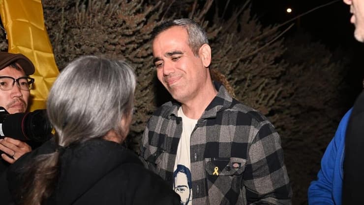 עצרת למען החטופים בצומת שער הנגב