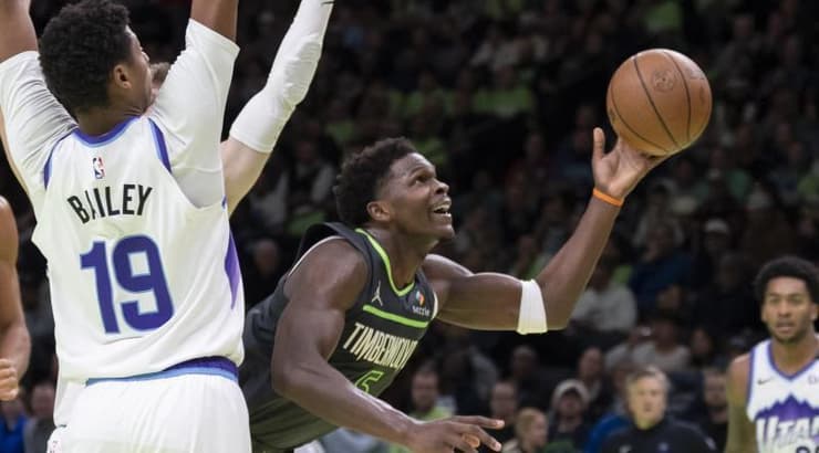 אנתוני אדוארדס