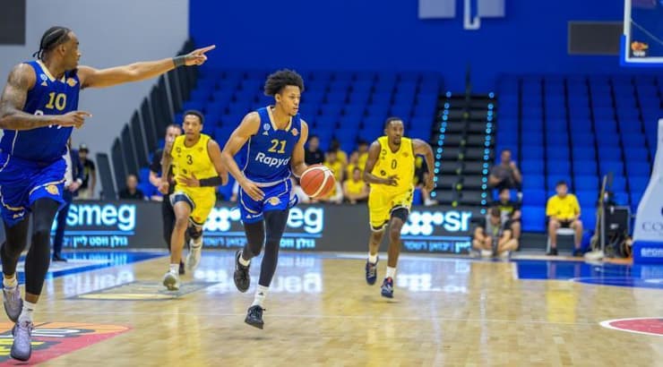 ג'ף דאוטין ג'וניור בפעולה