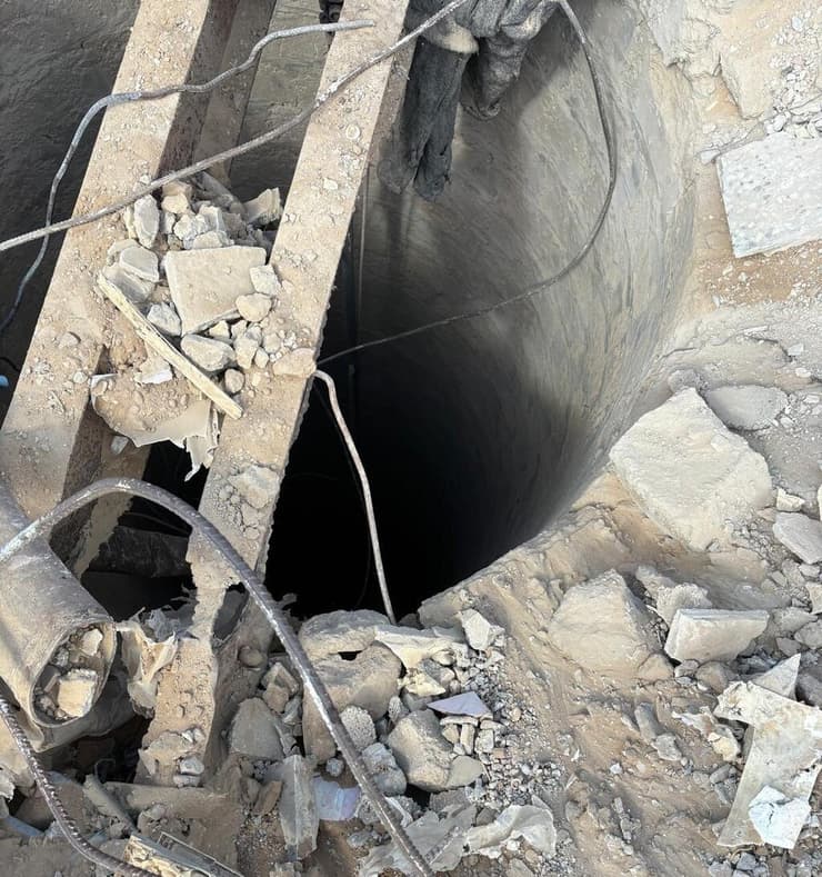 פיר מנהרה שאותר על-ידי הכוחות במרחב הקו הצהוב בחאן יונס